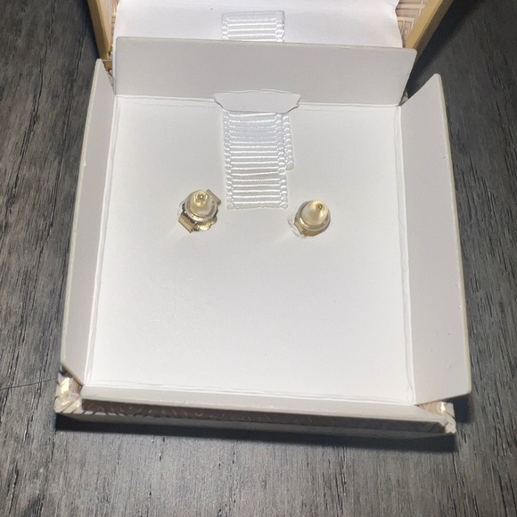 2 Carat Cubic Zirconia in Gold Pave Setting - Picture 2 of 2